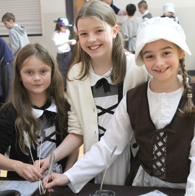 News » Junior 5 Travel Back To Tudor Times